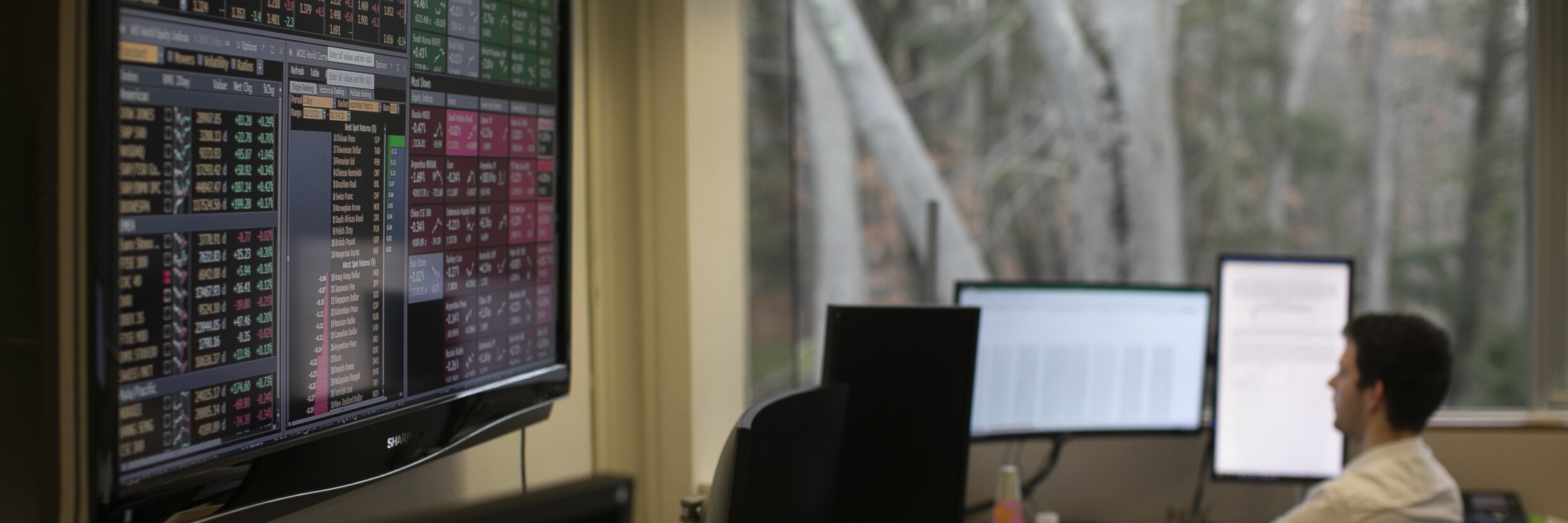 Working at Bridgewater-Trading-1S3A0019.jpg
